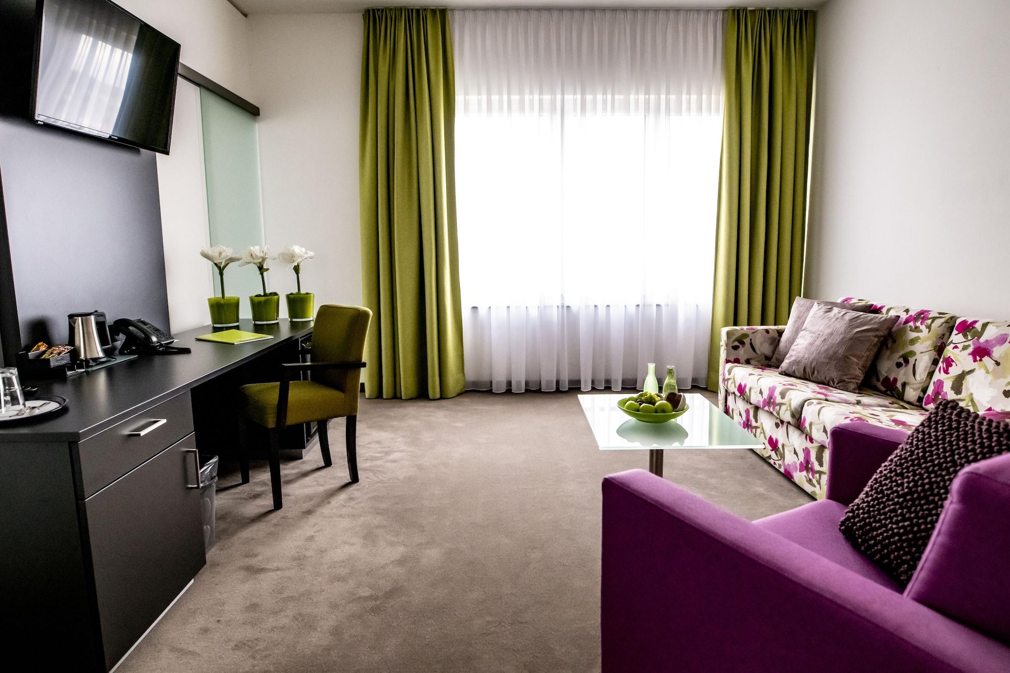 Hotel Campo Реннинген Экстерьер фото